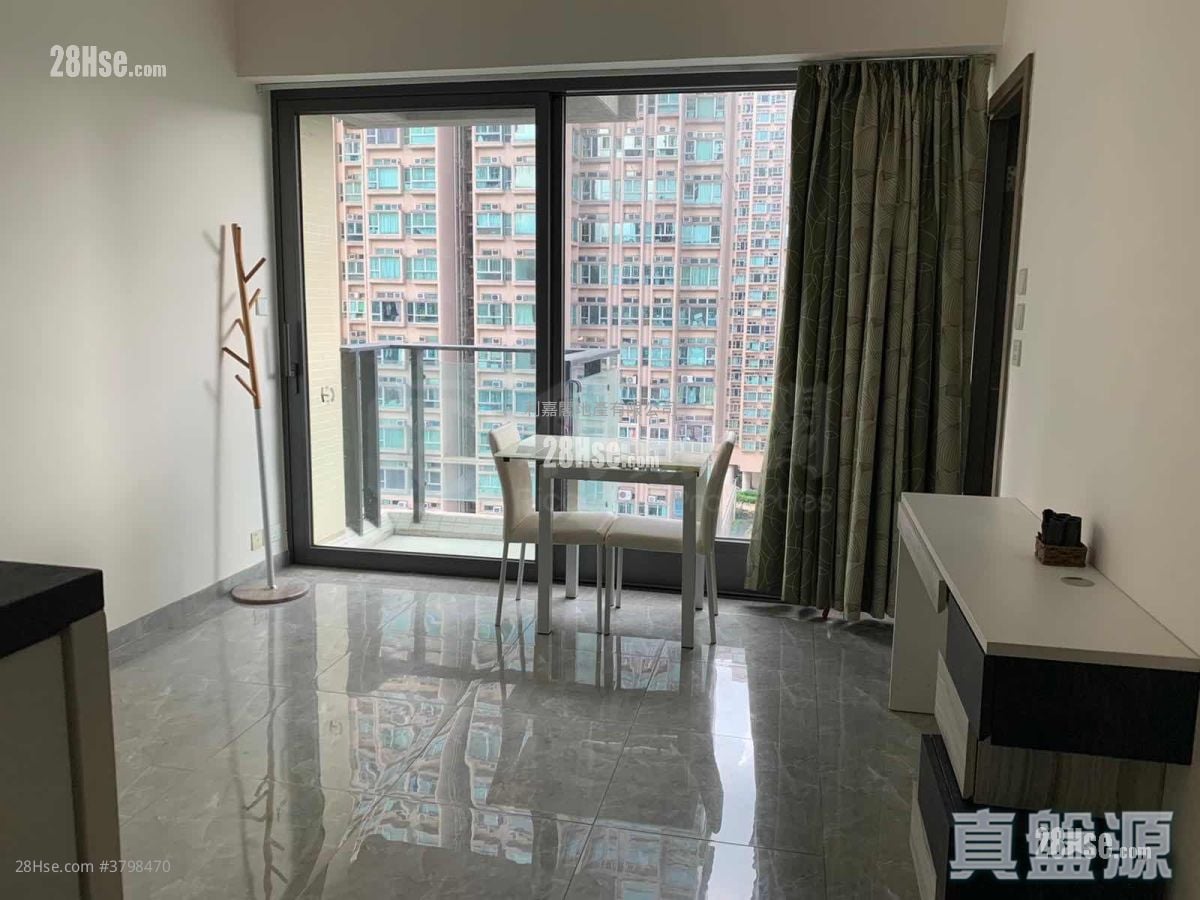 Green Code Sell Studio , 1 Bathroom 324 ft²