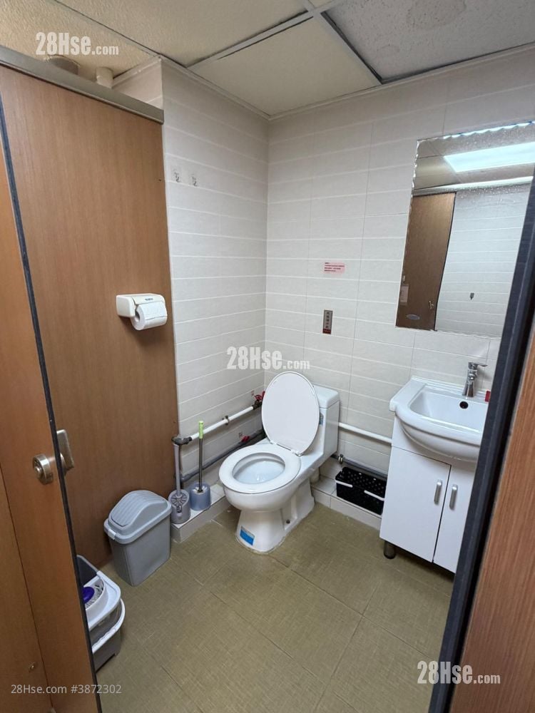 Gold King Industrial Building Rental 2 Bedrooms , 1 Toilet
