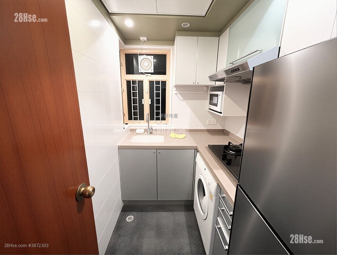 La Cite Noble Sell 2 Bedrooms , 1 Bathroom 377 ft²