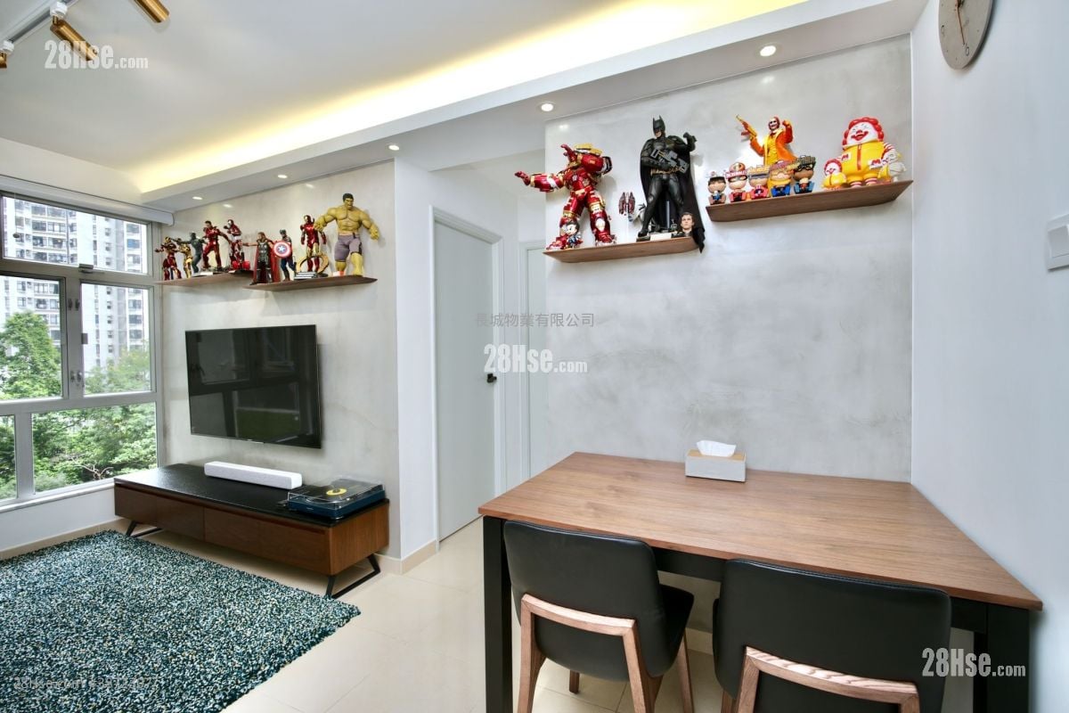 Nan Fung Sun Chuen Sell 2 Bedrooms , 1 Bathroom 391 ft²