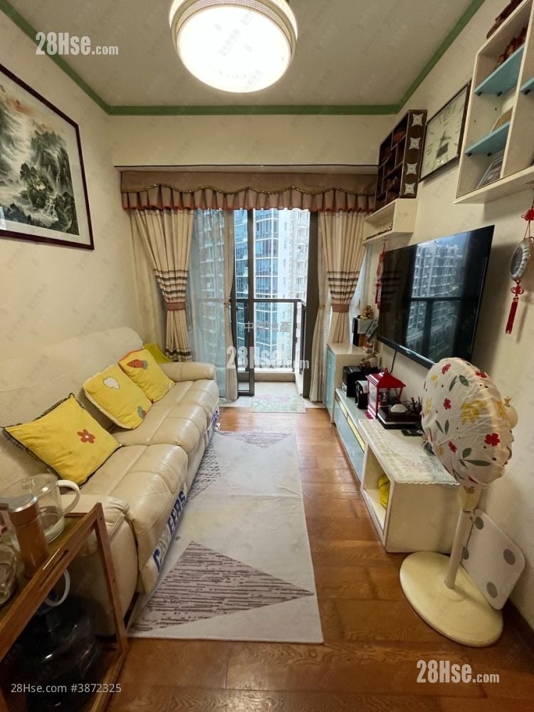 The Papillons Sell 2 Bedrooms 529 ft²