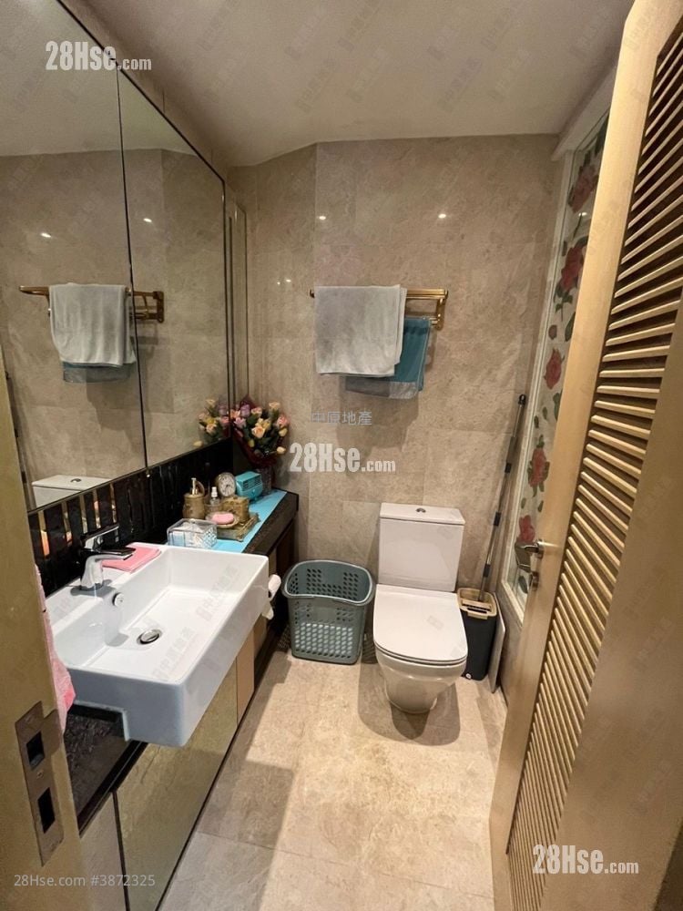 The Papillons Sell 2 Bedrooms 529 ft²