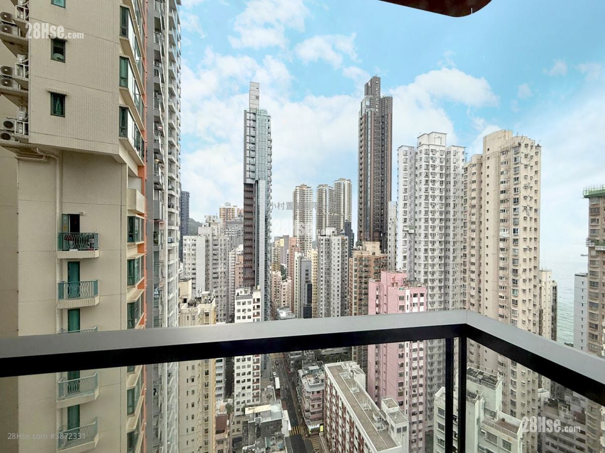 balcony: Kennedy 38 Rental Studio , 1 Bathroom 260 ft²