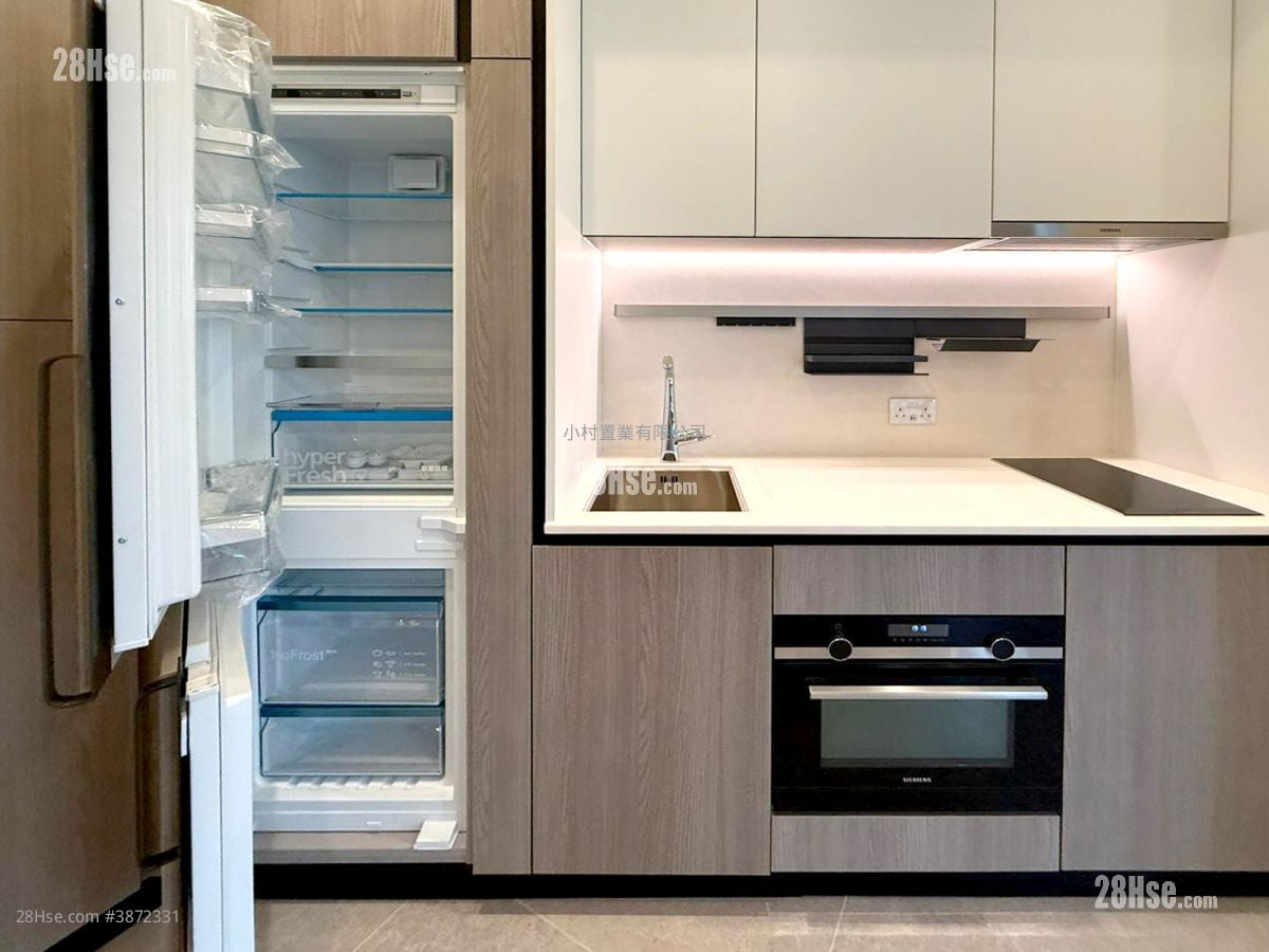 kitchen: Kennedy 38 Rental Studio , 1 Bathroom 260 ft²