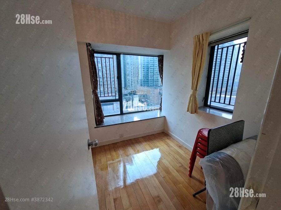 Metro City Sell 2 Bedrooms 363 ft²