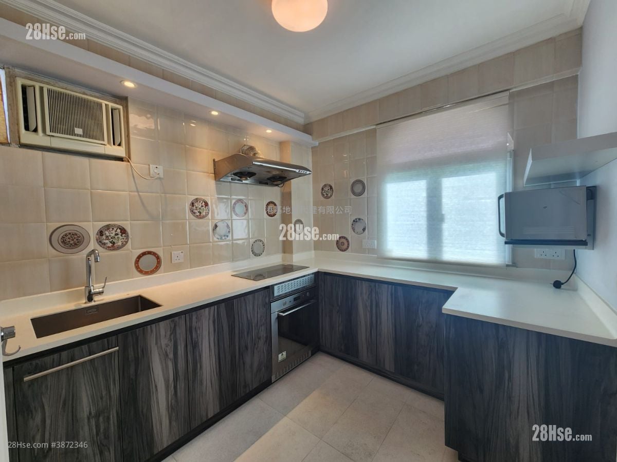 Luk Fung Gardens Sell 1 Bedroom , 1 Bathroom 630 ft²