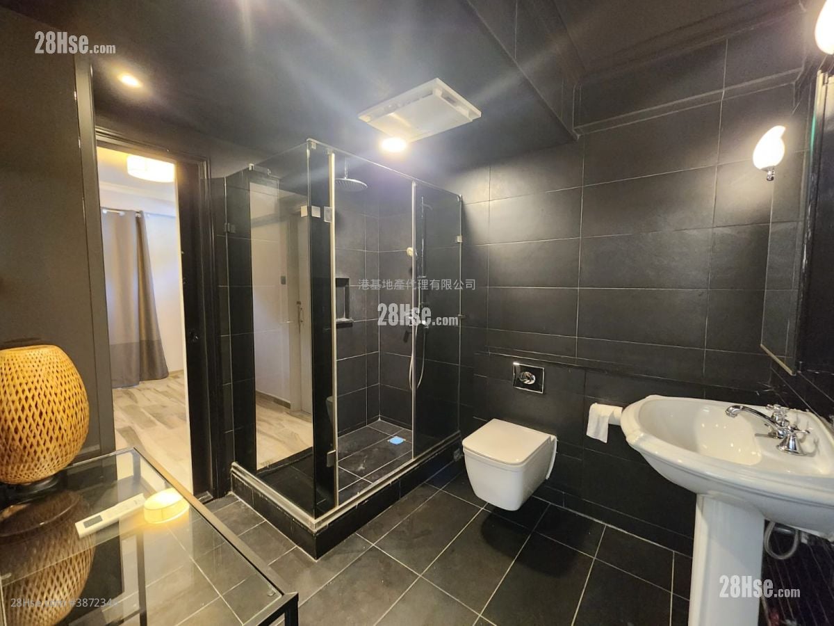 Luk Fung Gardens Sell 1 Bedroom , 1 Bathroom 630 ft²