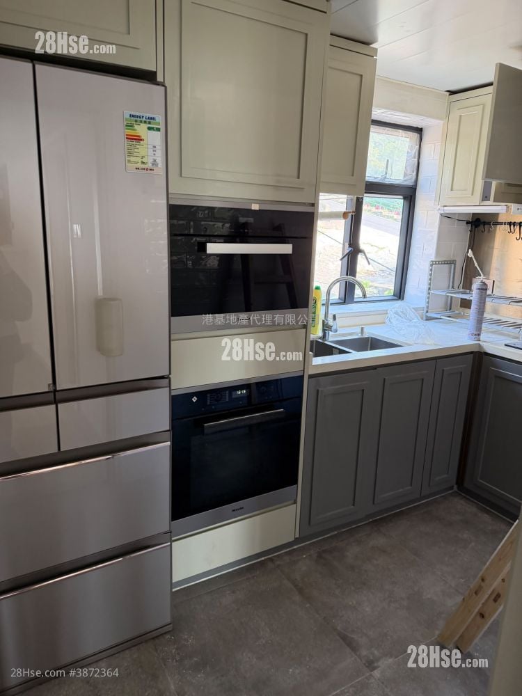 Tai Hang Hau Rental 630 ft²