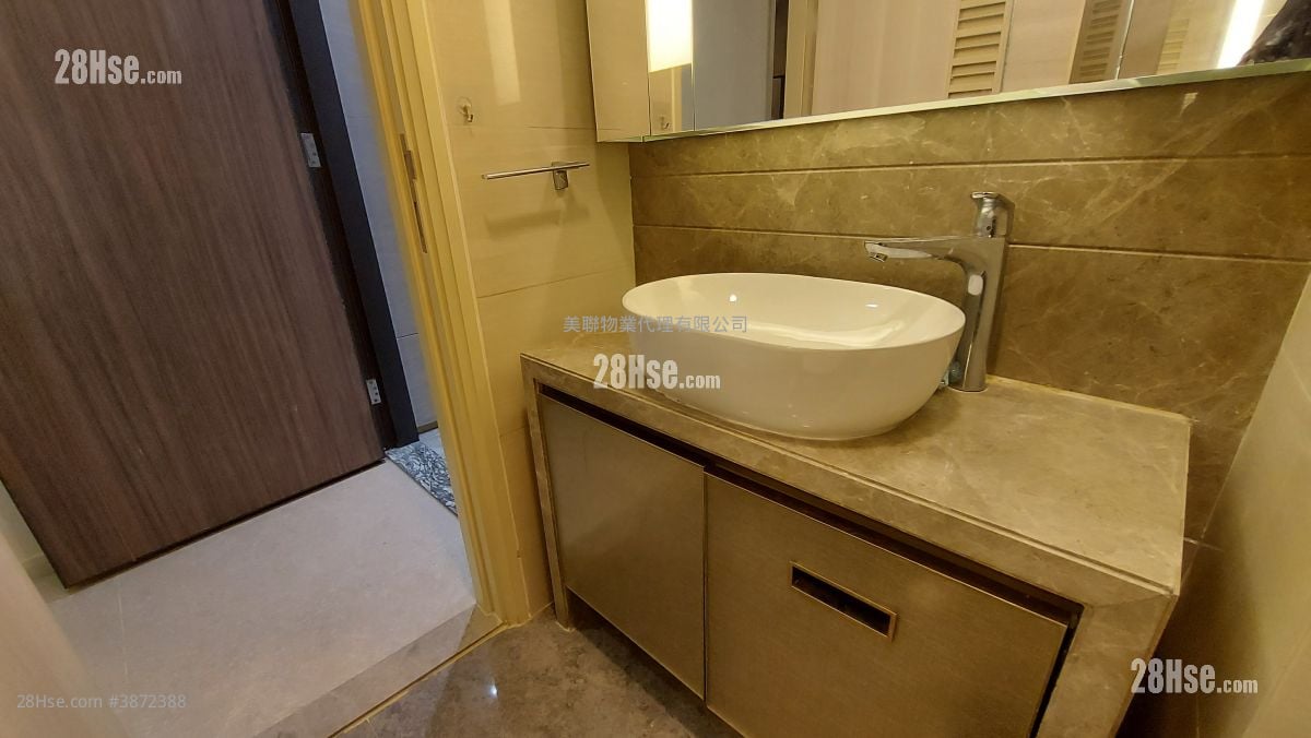 Yuccie Square Rental 2 Bedrooms , 1 Bathroom 427 ft²