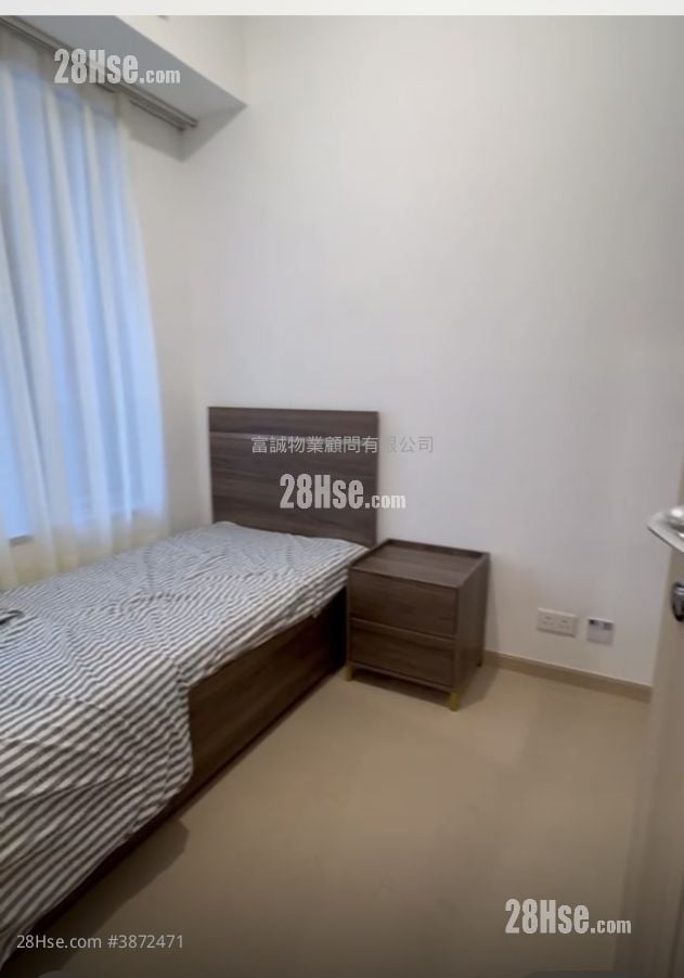 The Coast Line Rental 1 Bedroom 286 ft²