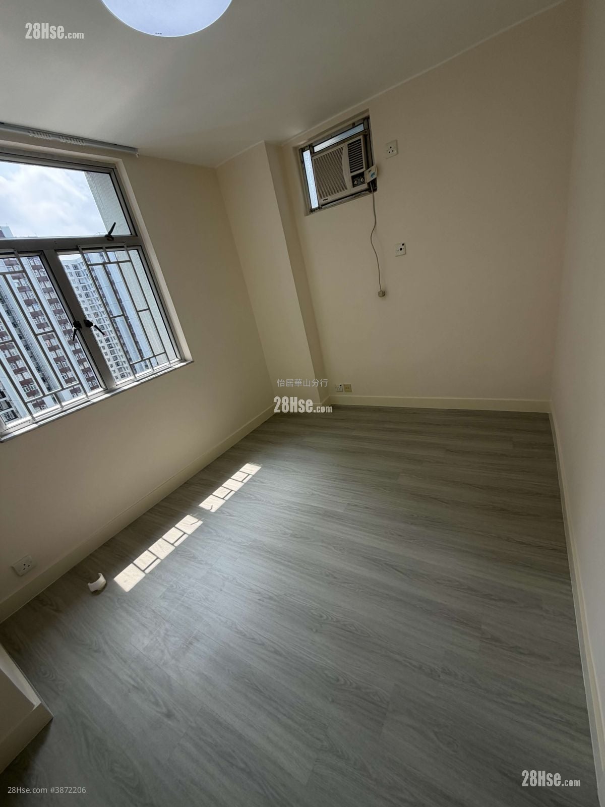 Taikoo Shing Sell 2 Bedrooms , 1 Bathroom 593 ft²