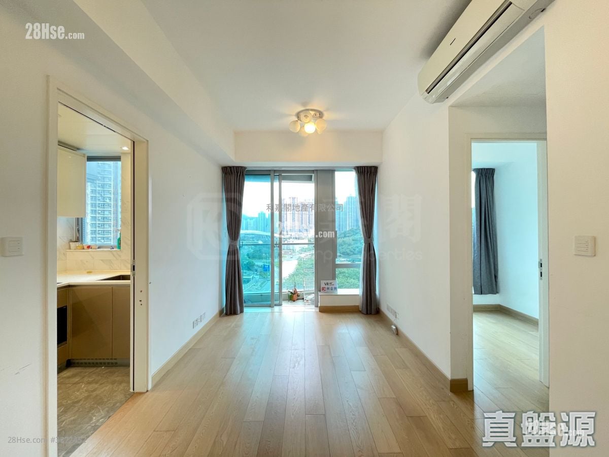 Savannah Sell 2 Bedrooms 476 ft²
