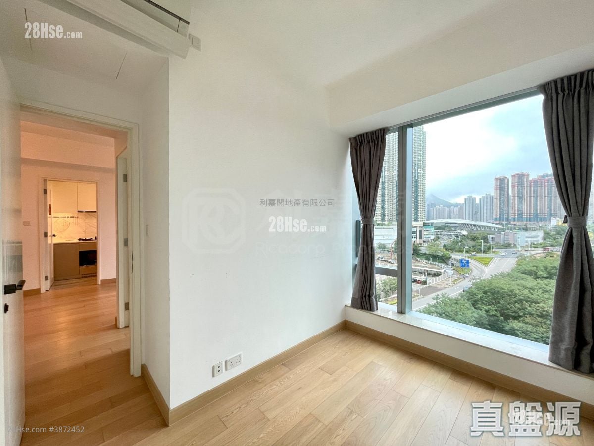Savannah Sell 2 Bedrooms 476 ft²