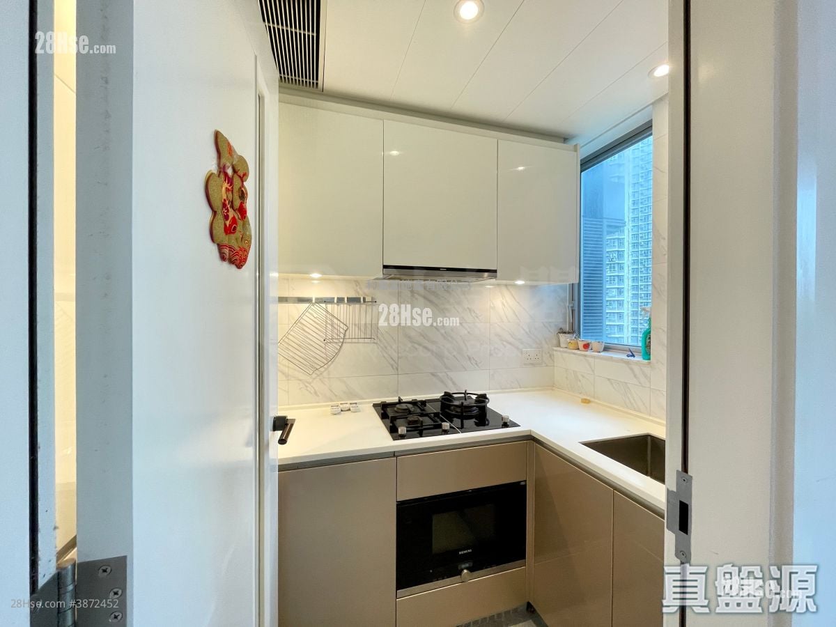 Savannah Sell 2 Bedrooms 476 ft²