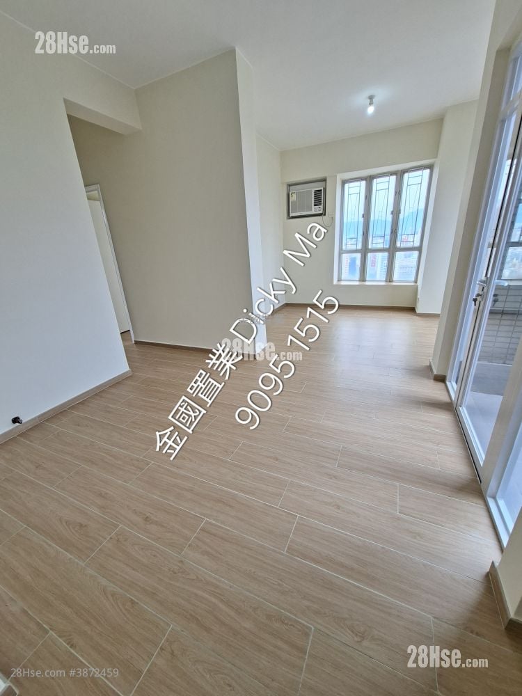 Liberty Mansion Rental 3 Bedrooms , 2 Bathrooms 697 ft²