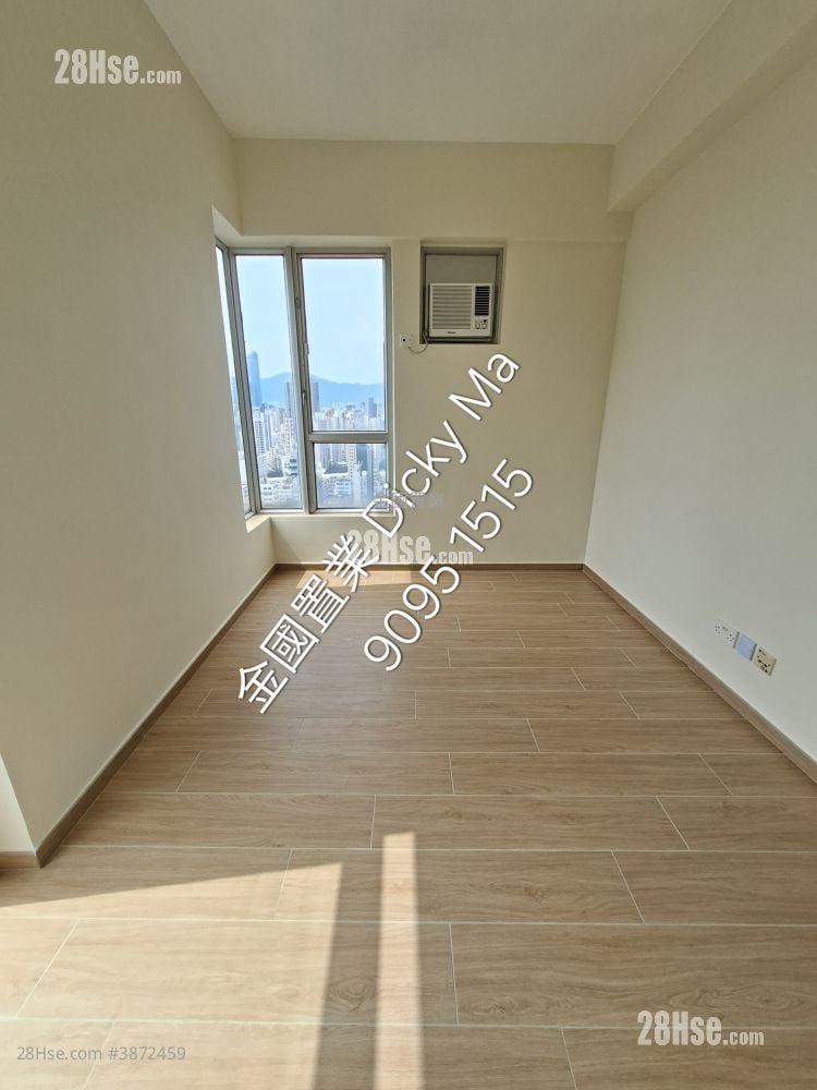 Liberty Mansion Rental 3 Bedrooms , 2 Bathrooms 697 ft²