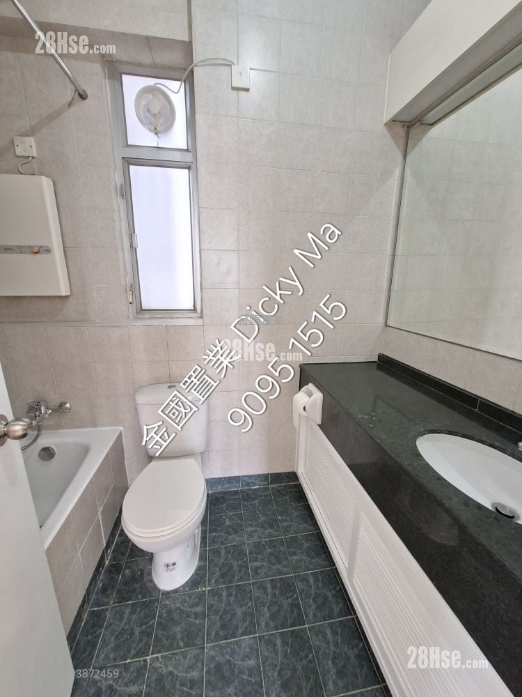 Liberty Mansion Rental 3 Bedrooms , 2 Bathrooms 697 ft²