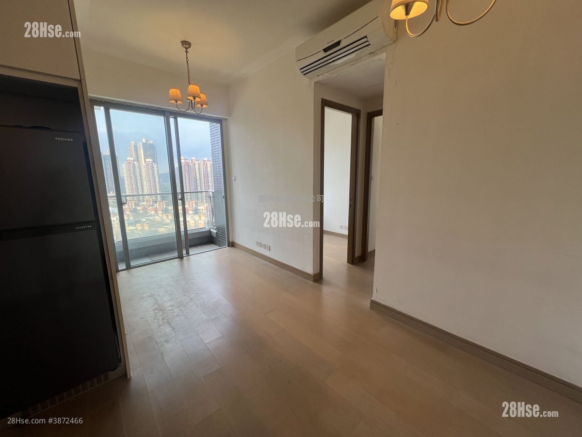 The Reach Sell 2 Bedrooms , 1 Bathroom 425 ft²