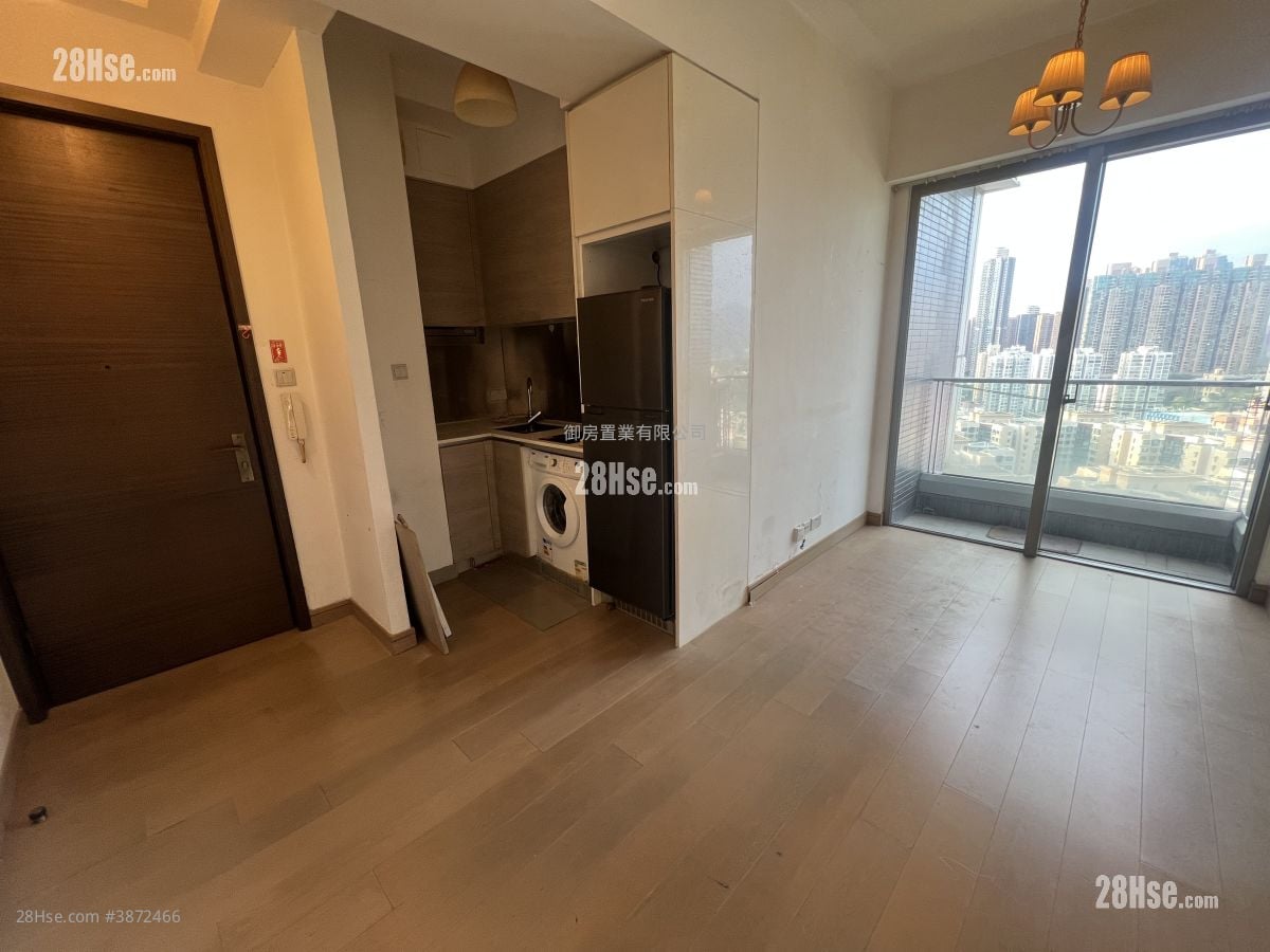 The Reach Sell 2 Bedrooms , 1 Bathroom 425 ft²