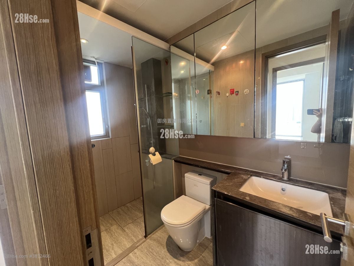 The Reach Sell 2 Bedrooms , 1 Bathroom 425 ft²