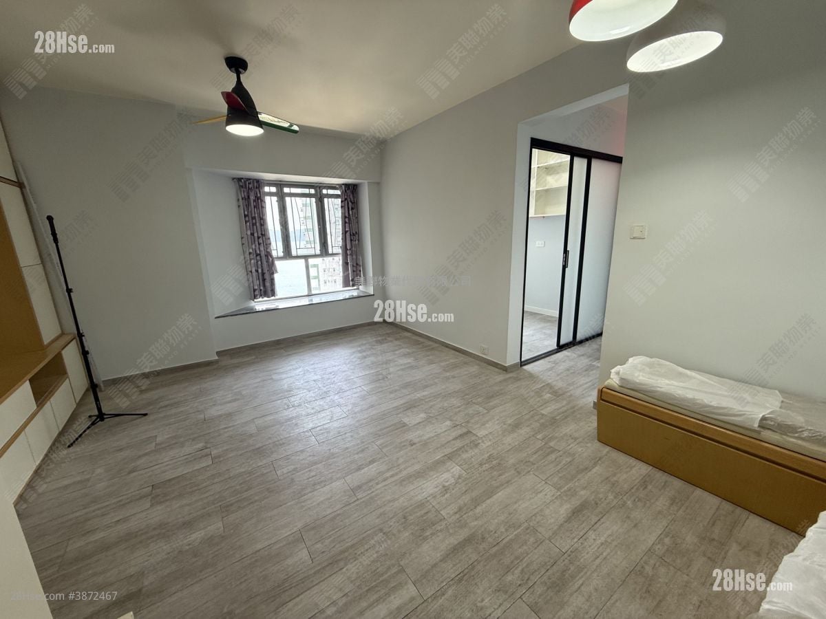 Marina Garden Sell 3 Bedrooms 646 ft²