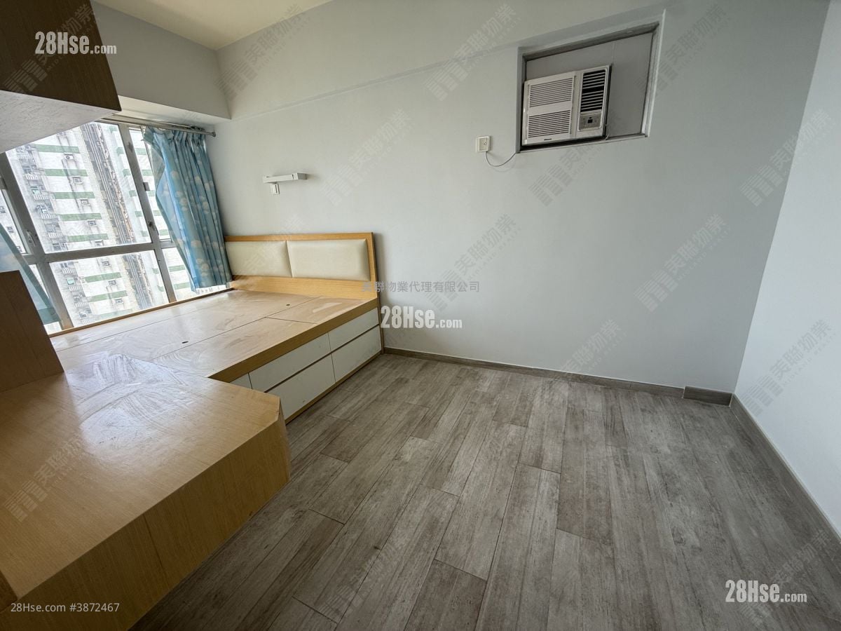 Marina Garden Sell 3 Bedrooms 646 ft²