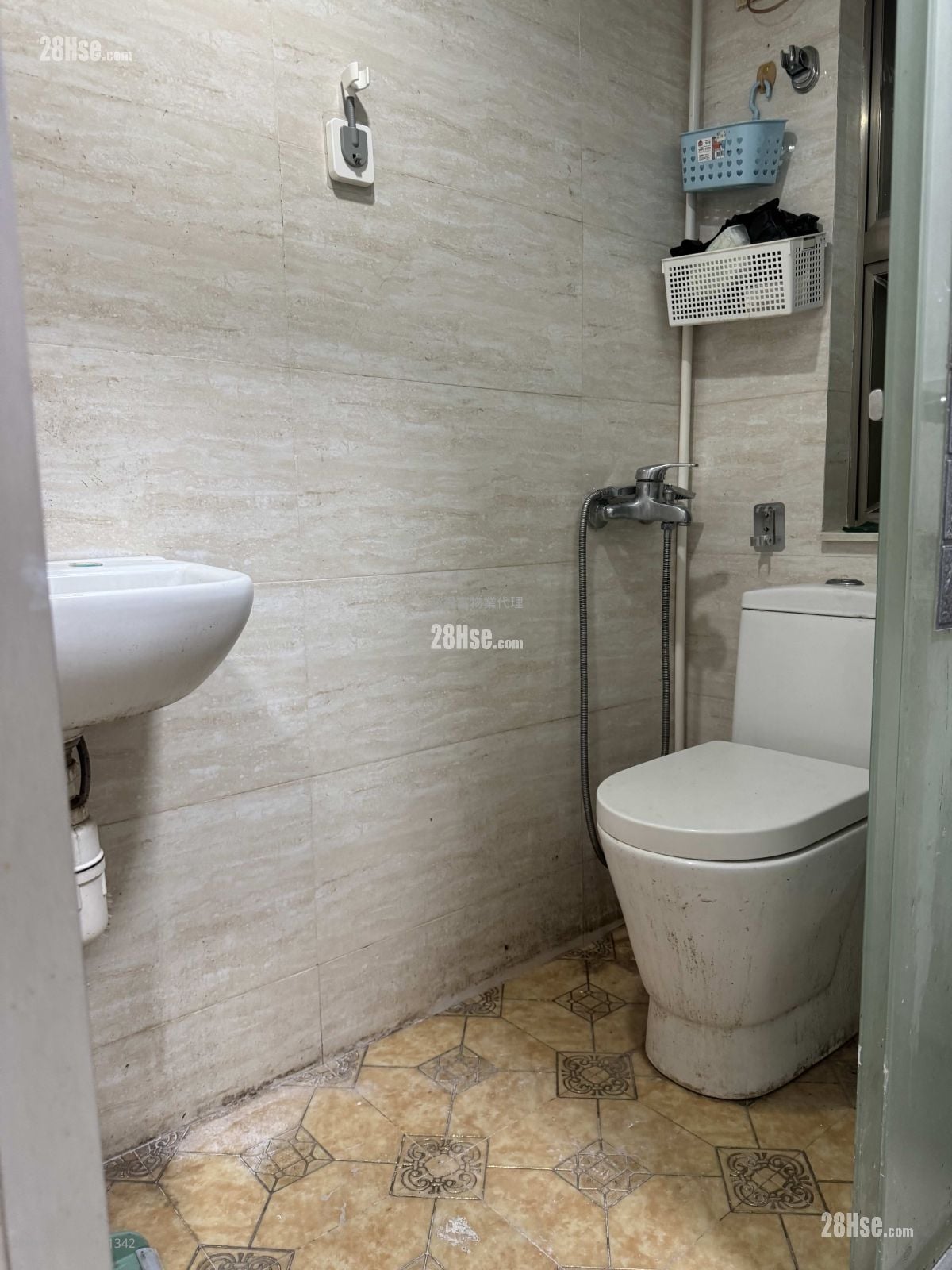 Fung Yuen Building Rental Studio , 1 Bathroom 110 ft²