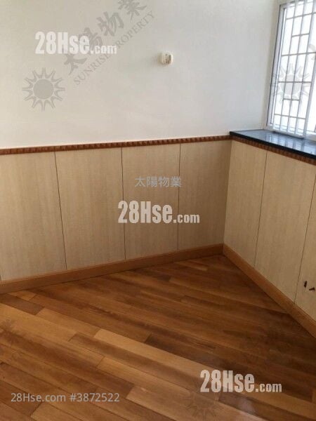 Laguna Verde Sell 5+ Bedrooms 1,757 ft²