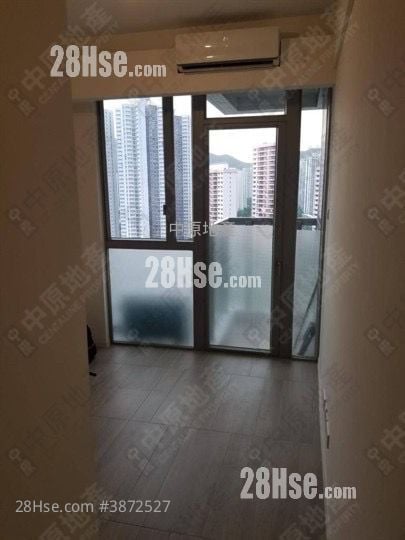 T Plus Sell Studio 167 ft²