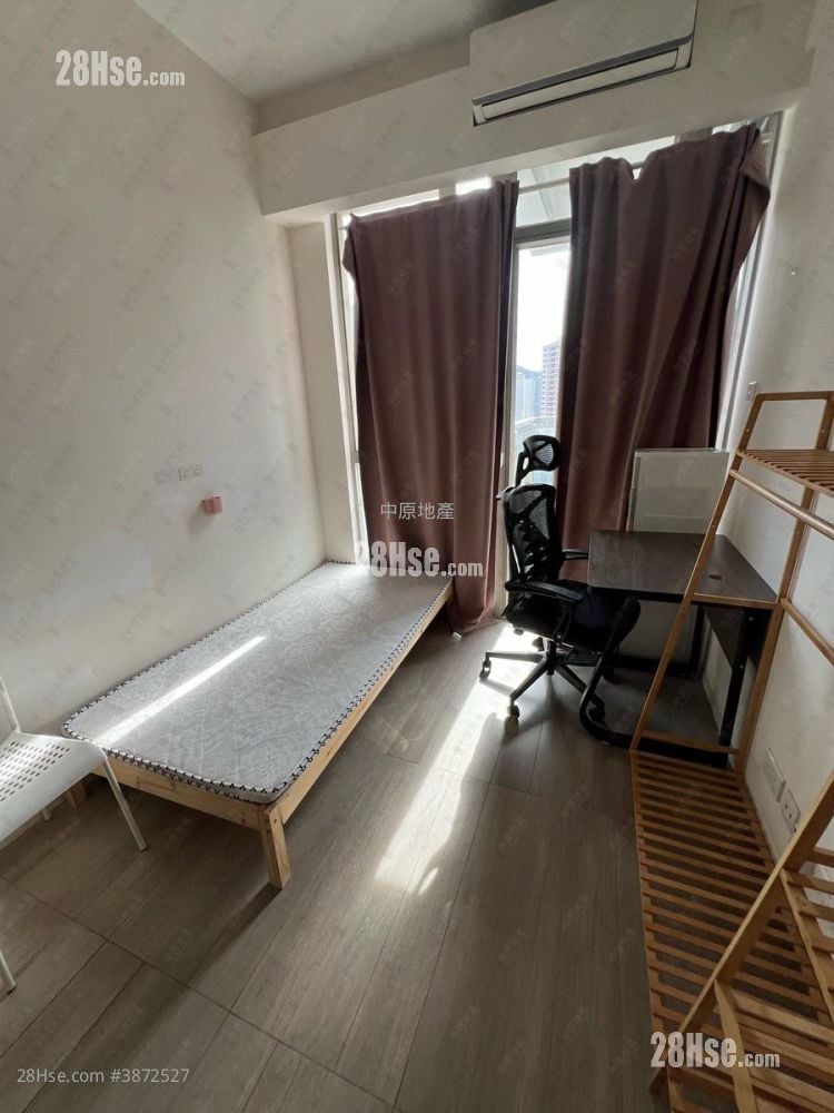T Plus Sell Studio 167 ft²
