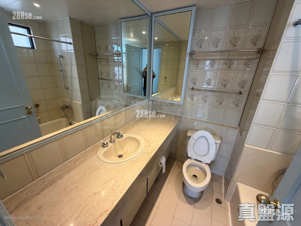 Cavendish Heights Sell 3 Bedrooms , 3 Bathrooms 1,439 ft²