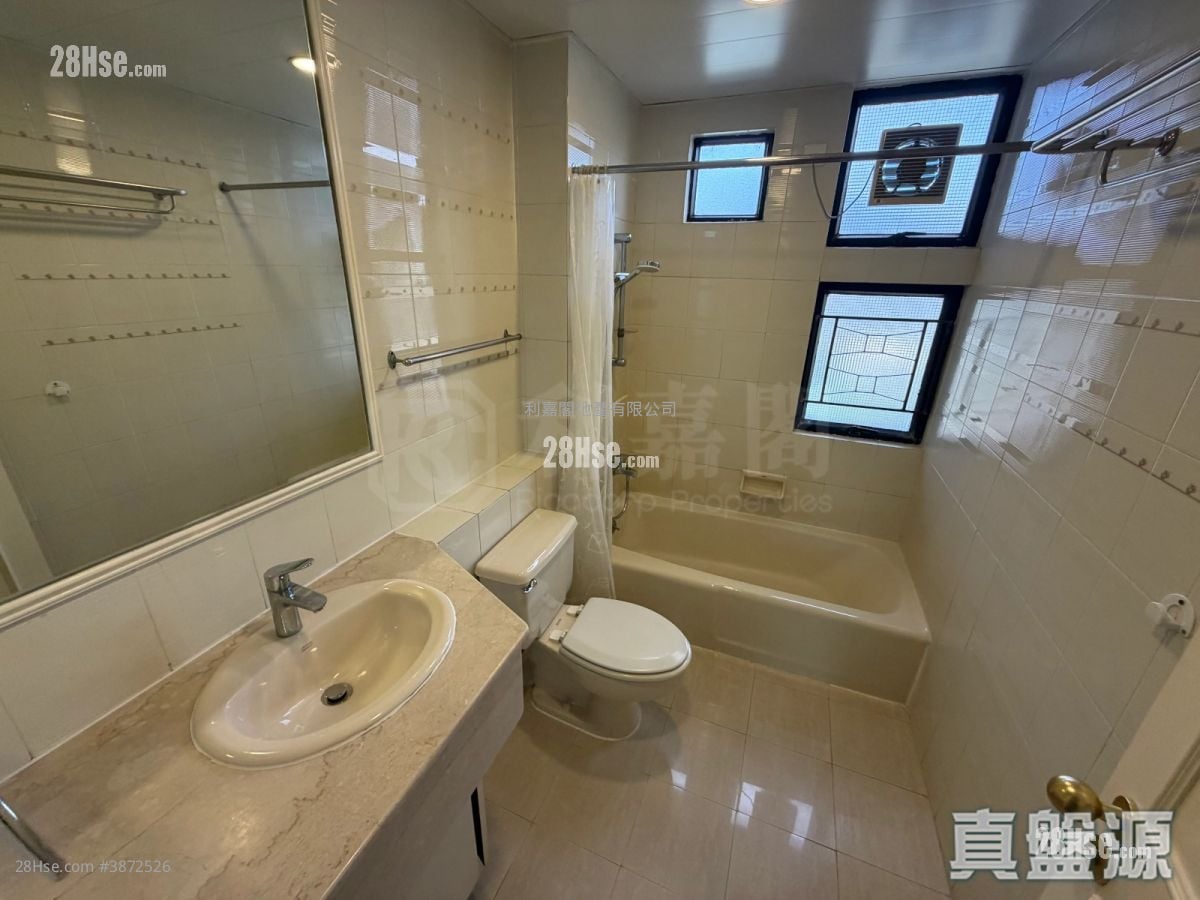 Cavendish Heights Sell 3 Bedrooms , 3 Bathrooms 1,439 ft²