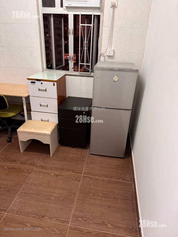 Po Heung Building Sell 440 ft²