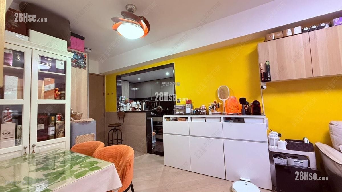 The Parkhill Sell 2 Bedrooms , 1 Bathroom 578 ft²