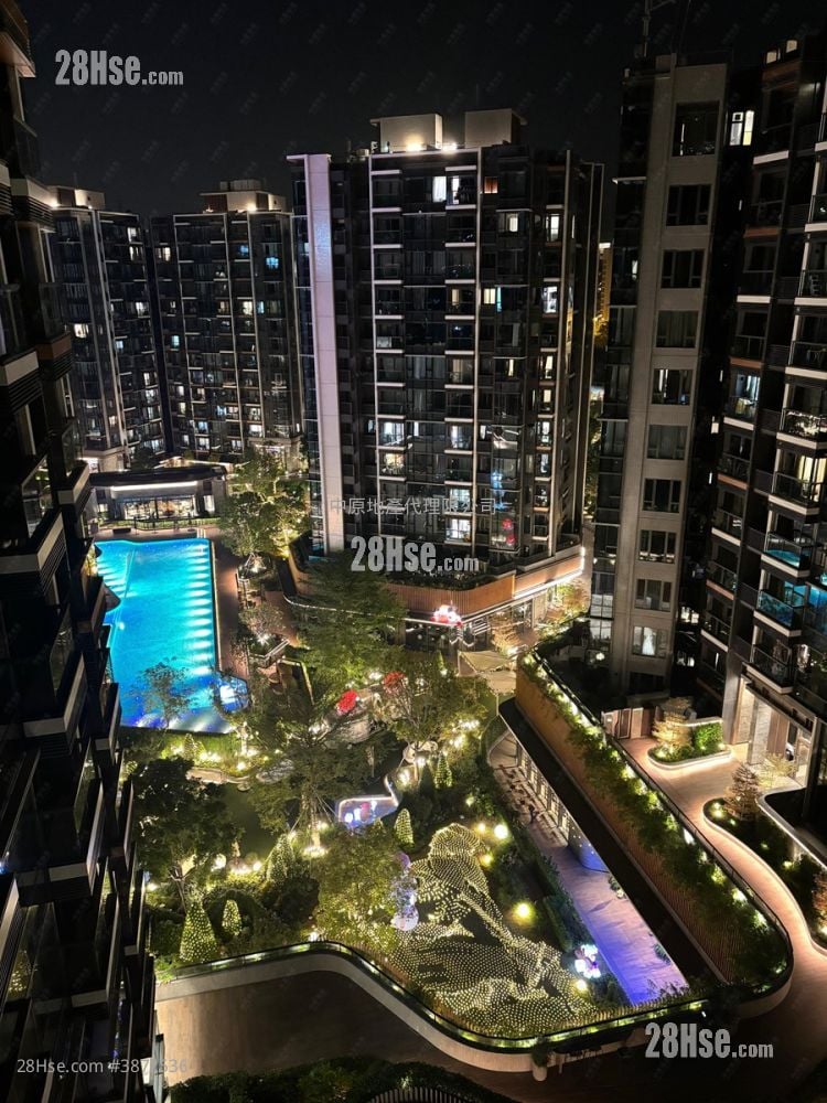 Silicon Hill Rental 291 ft²