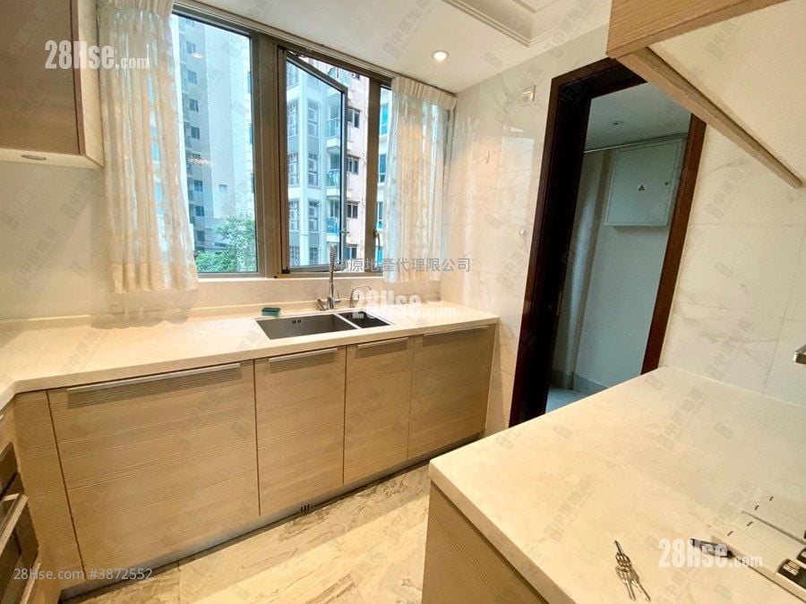 Mayfair By The Sea Sell 3 Bedrooms 768 ft²