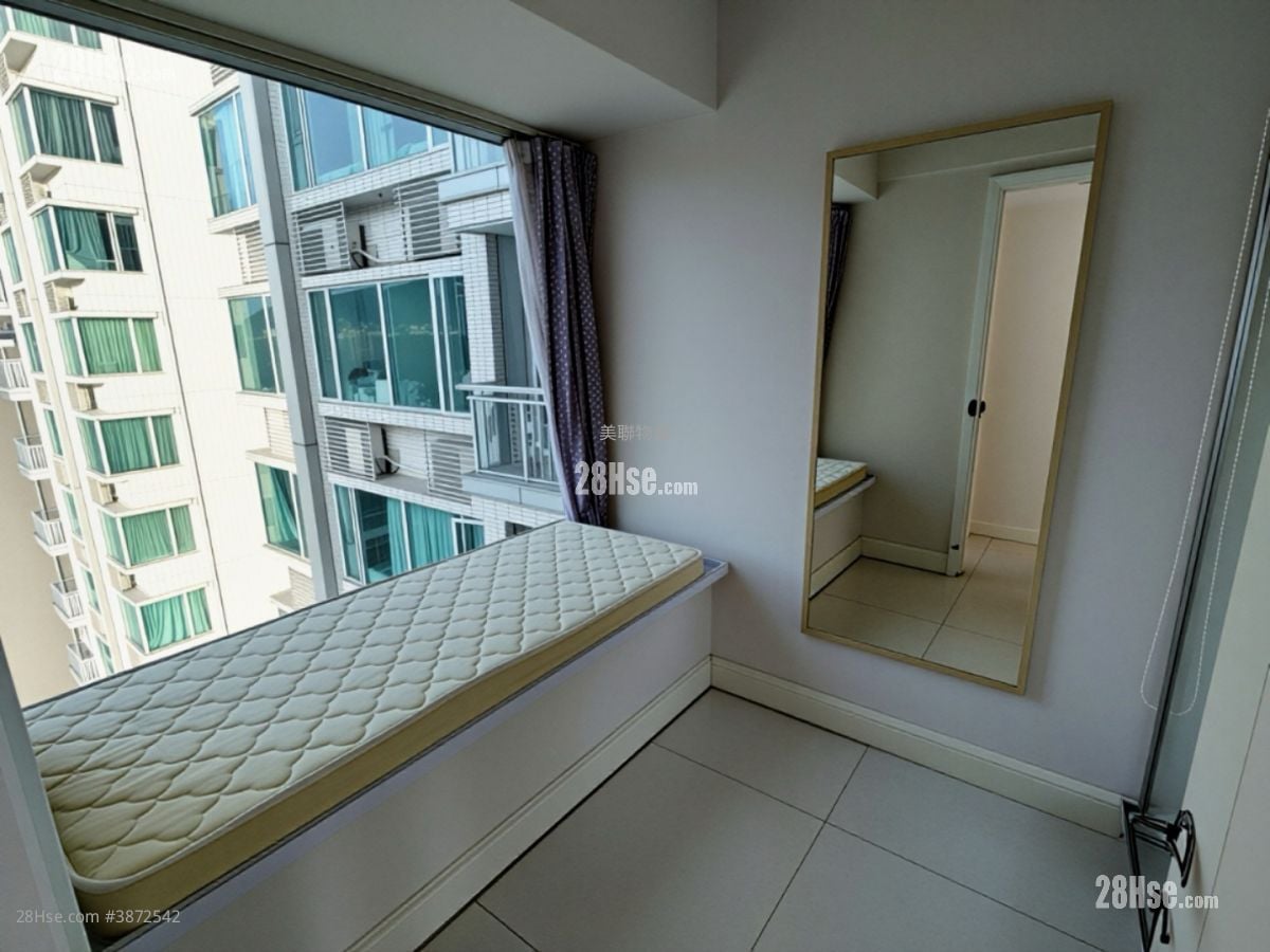 Festival City Sell 3 Bedrooms , 2 Bathrooms 689 ft²