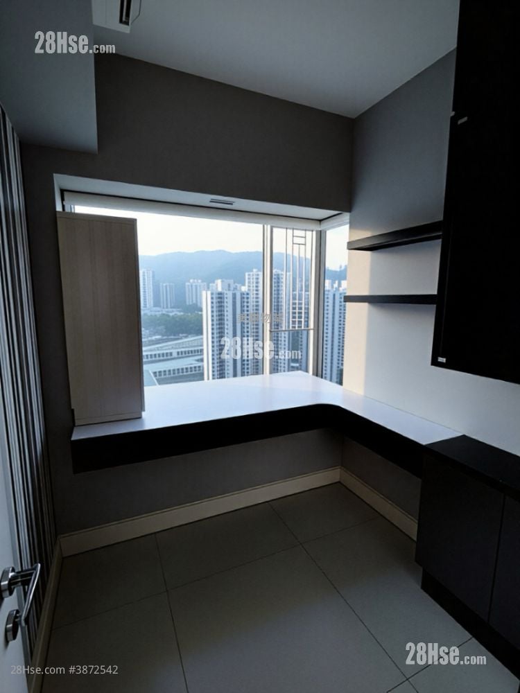 Festival City Sell 3 Bedrooms , 2 Bathrooms 689 ft²