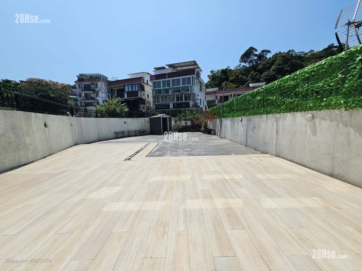 Tseng Lan Shue Village Sell 3 Bedrooms , 1 Bathroom