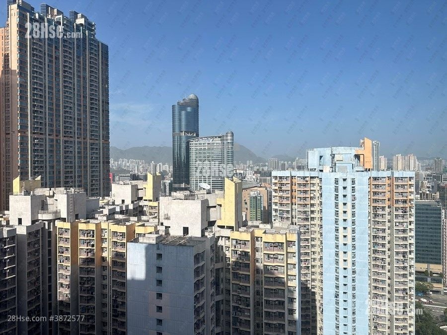 Park Avenue Sell 2 Bedrooms , 1 Bathroom 449 ft²