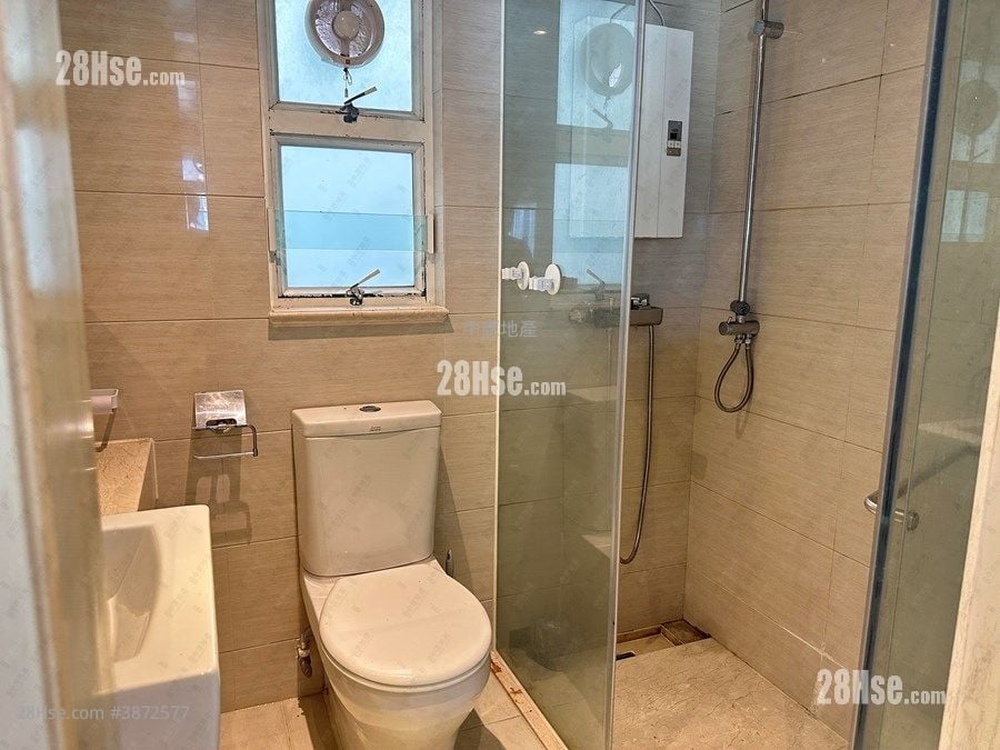 Park Avenue Sell 2 Bedrooms , 1 Bathroom 449 ft²