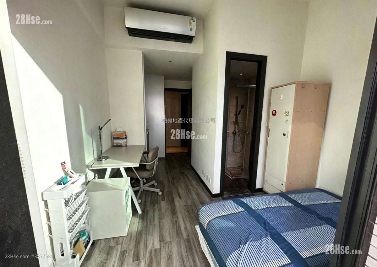 Ava128 Sell Studio , 1 Bathroom 177 ft²