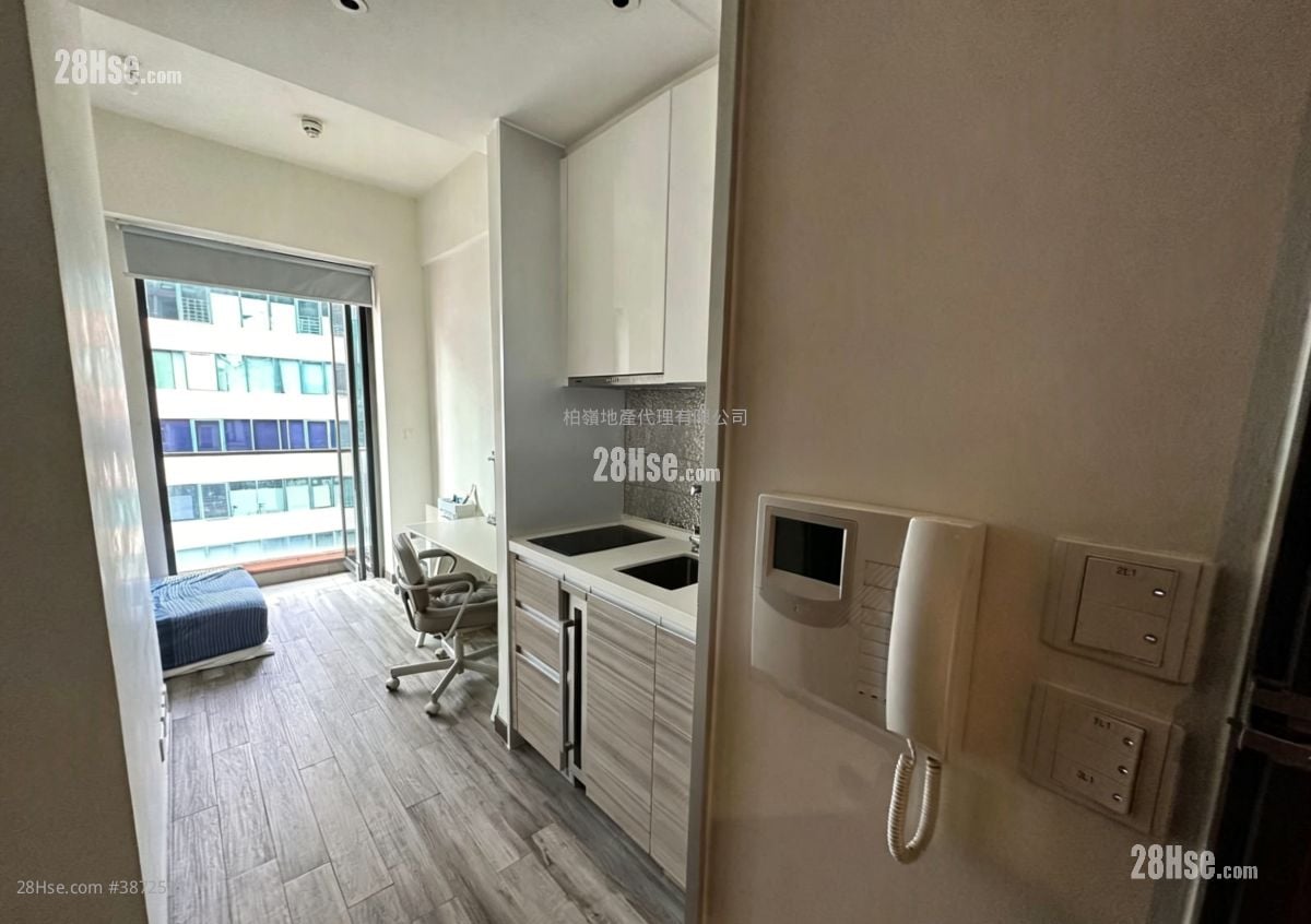 Ava128 Sell Studio , 1 Bathroom 177 ft²