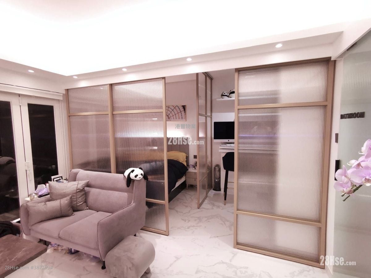 The Harbourside Rental 1 Bedroom , 1 Bathroom 326 ft²