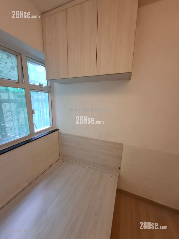 Chinese Mansion Rental 1 Bathroom 130 ft²