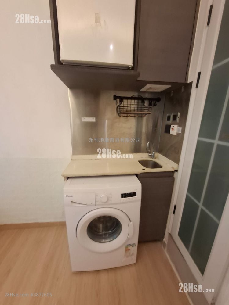 Chinese Mansion Rental 1 Bathroom 130 ft²