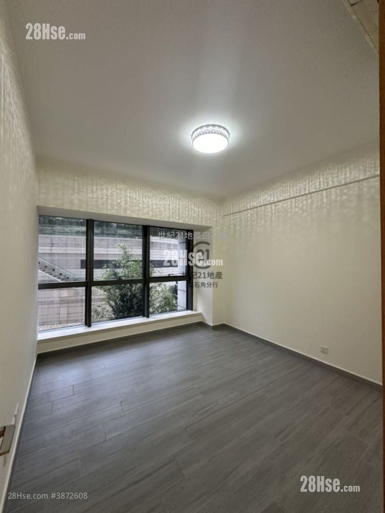 Providence Peak Rental 3 Bedrooms , 2 Bathrooms 1,412 ft²