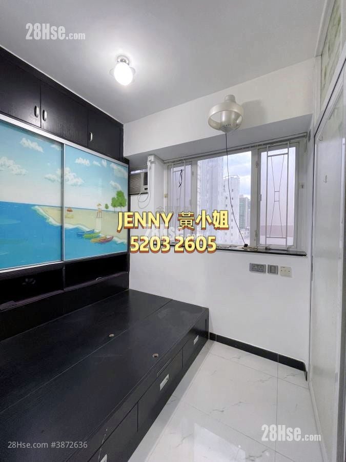 Kwong Ah Building Sell 2 Bedrooms , 1 Bathroom 329 ft²