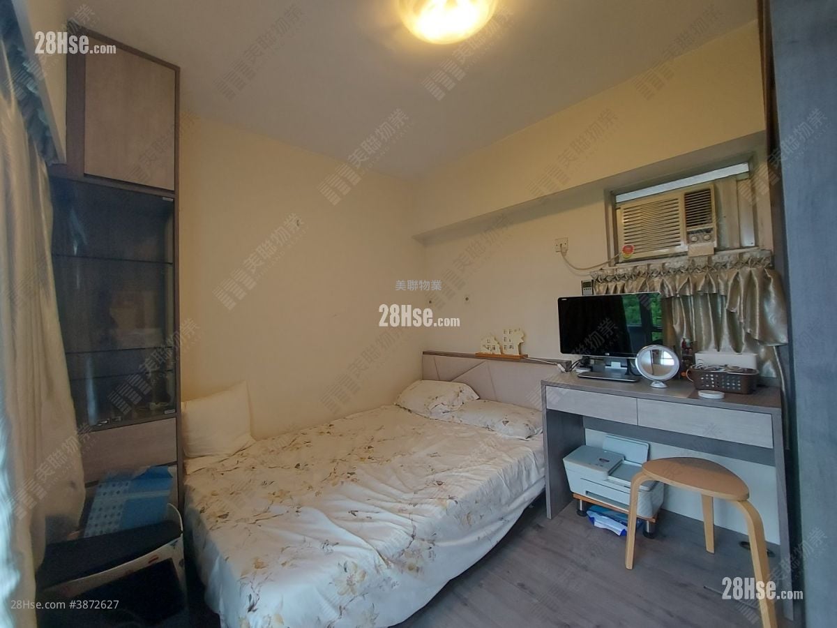 Coral Garden Sell 2 Bedrooms , 1 Bathroom 478 ft²