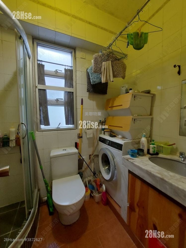 Coral Garden Sell 2 Bedrooms , 1 Bathroom 478 ft²